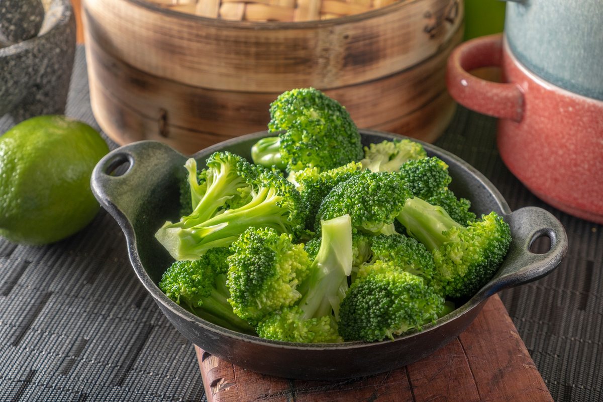 Brocoli cuit à la vapeur